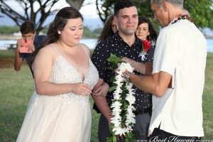 Sunset Wedding Foster's Point Hickam photos by Pasha www.BestHawaii.photos 20181229022